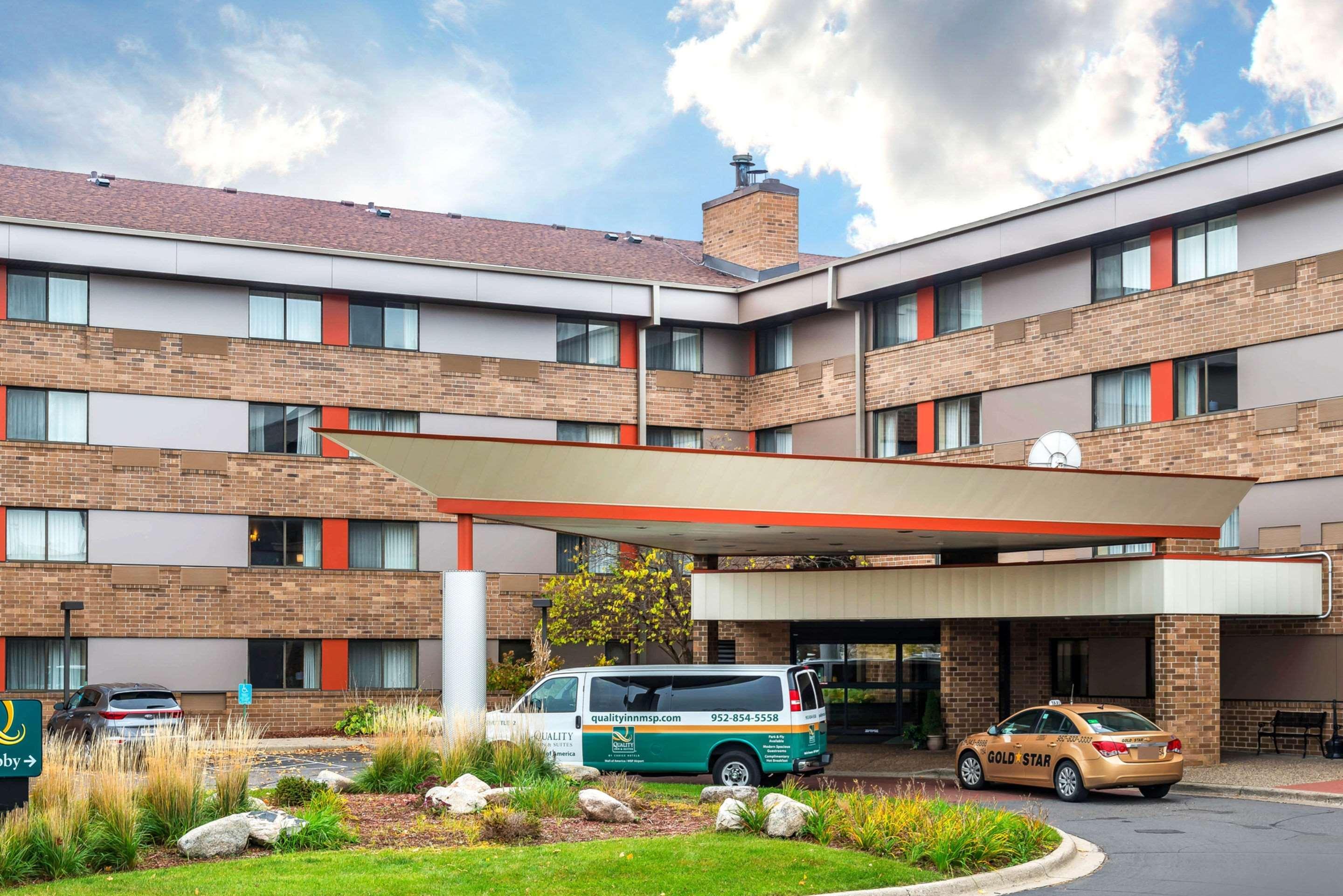 Quality Inn & Suites Mall Of America - Msp Airport Bloomington Exterior photo